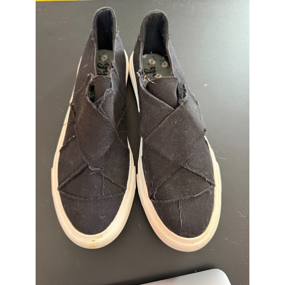 Gypsy Jazz Black Slip on Sneakers in 8 NWOB